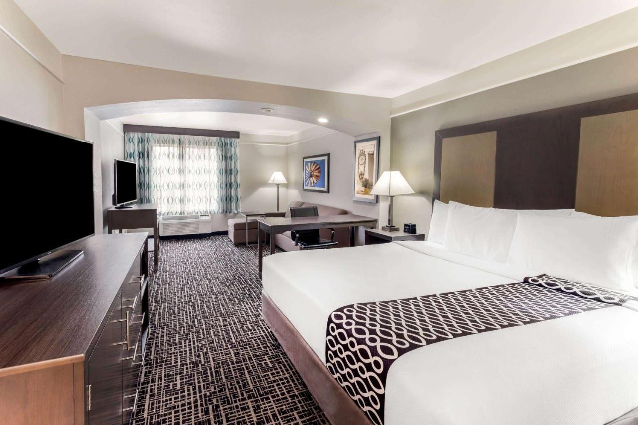 La Quinta By Wyndham Seguin Hotel Kültér fotó